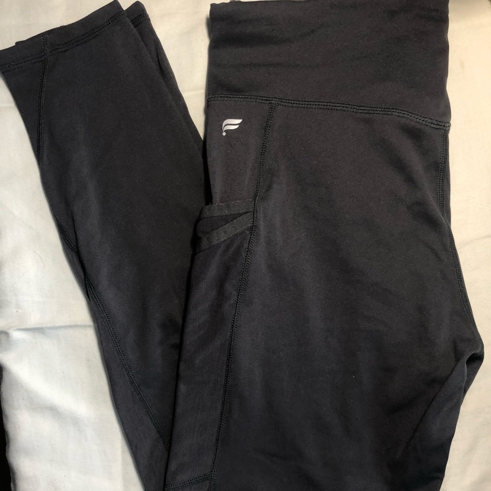NEW Fabletic Grey Leggings w/ Pockets